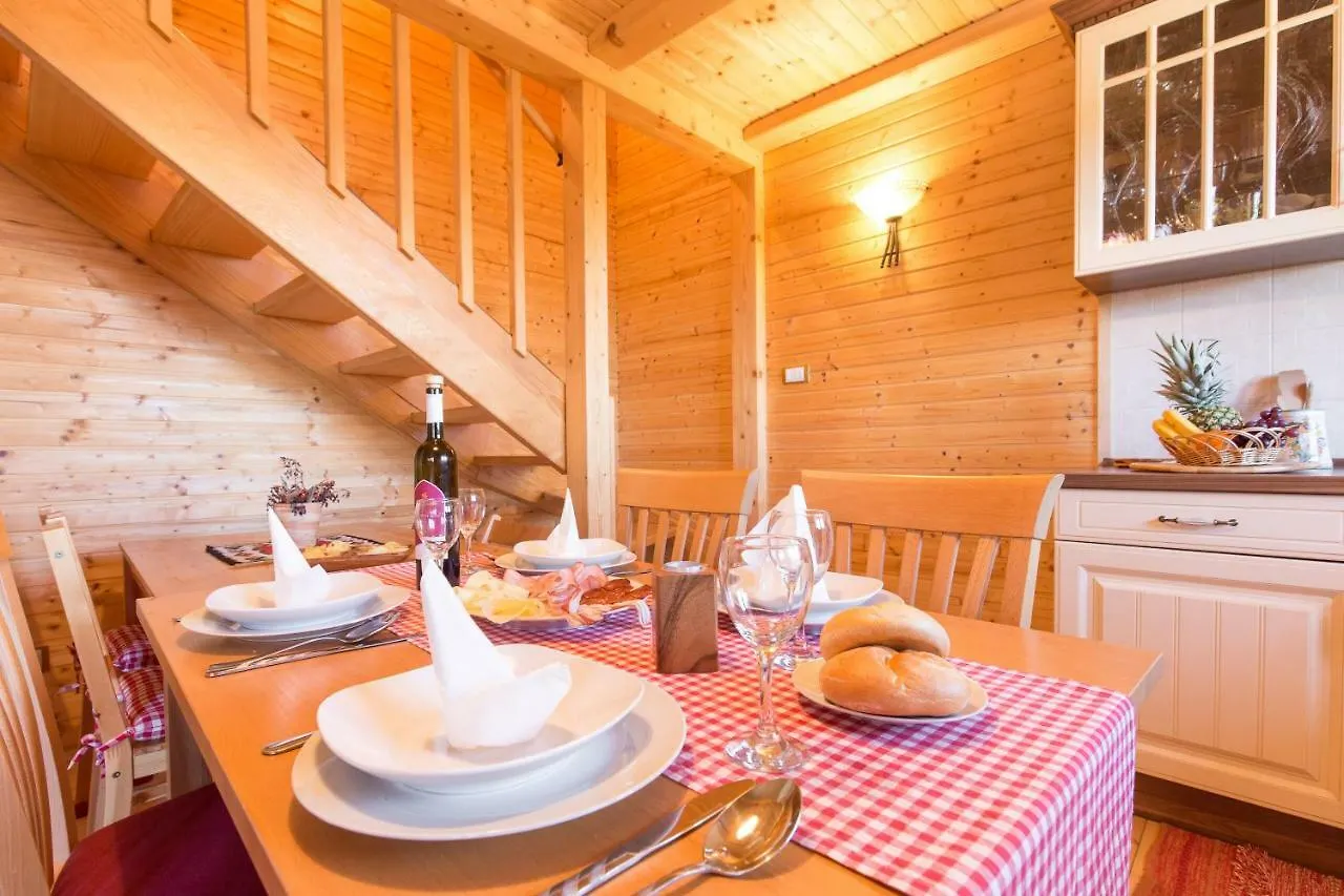 Holiday Home Kuca Za Odmor Lea - Ravna Gora
