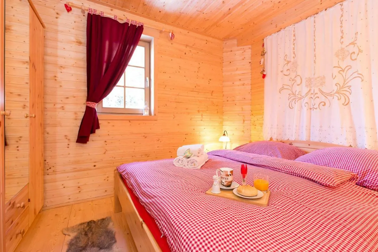 Holiday Home Kuca Za Odmor Lea - Ravna Gora